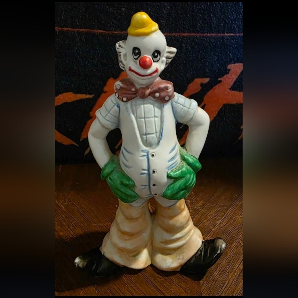 Vintage UCGC 7" Tall Porcelain Circus Clown Figurine